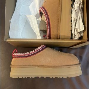 Ugg slippers brand new
